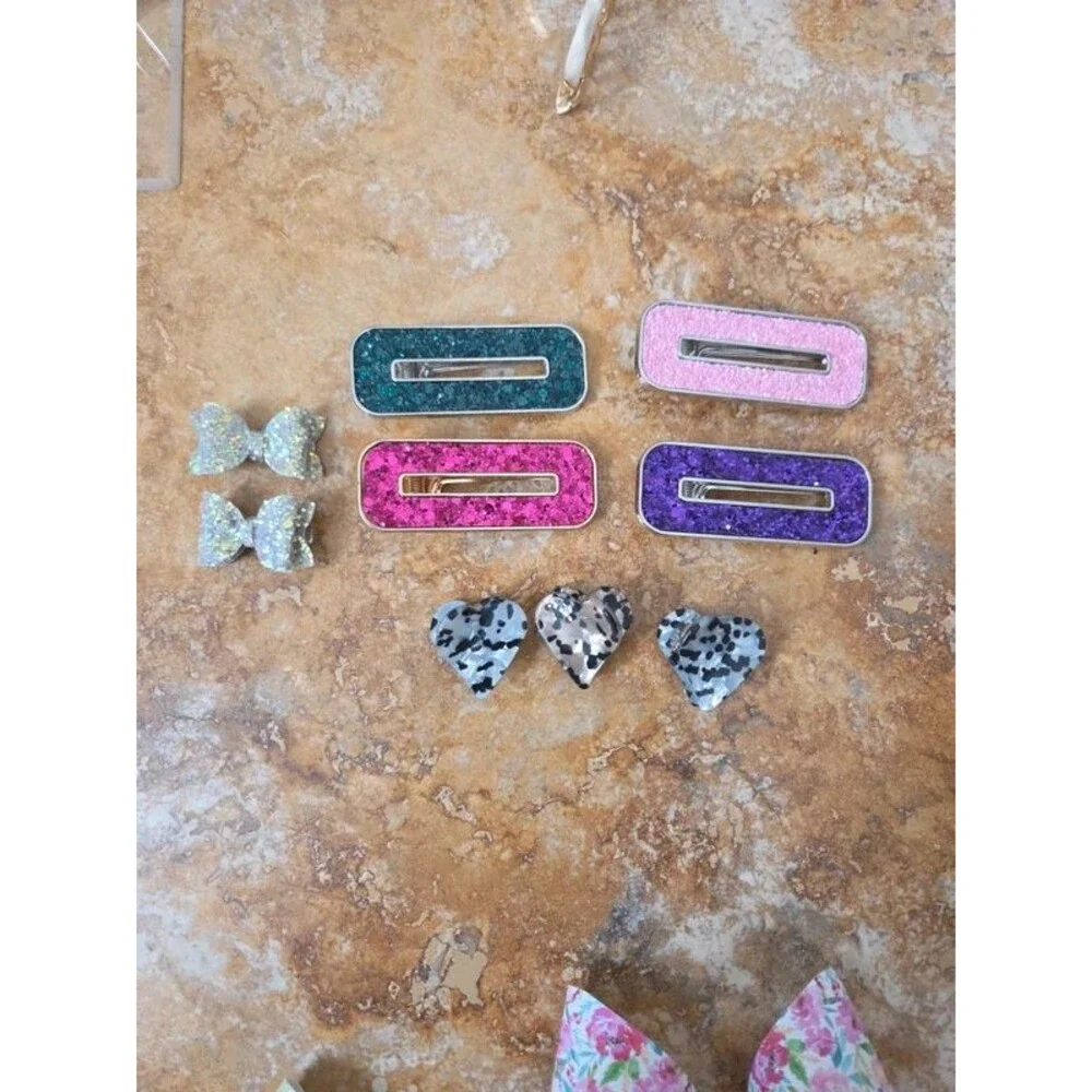 9-Piece Girls Hair Accessories Lot – Hair Clips